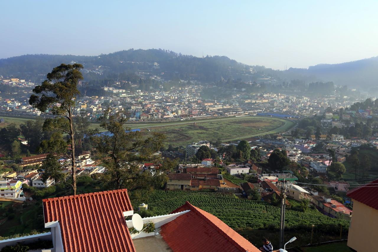 Tulips Elkhill Resorts Ooty Extérieur photo